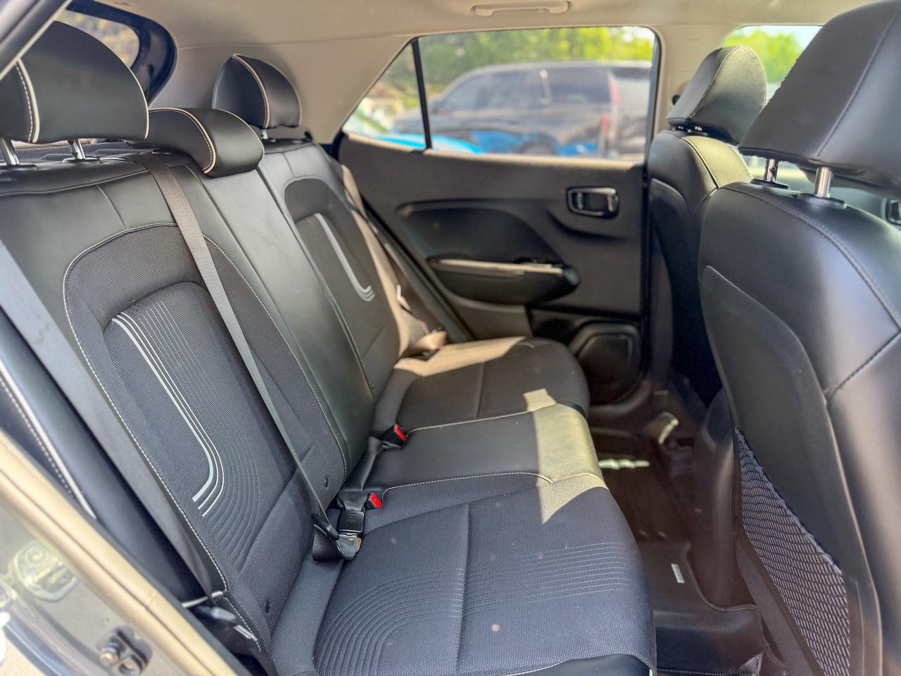 2023 Hyundai Venue Preferred/BSM/CAMERA/REMOTE/ROOF/1.6L/LEATHER Photo