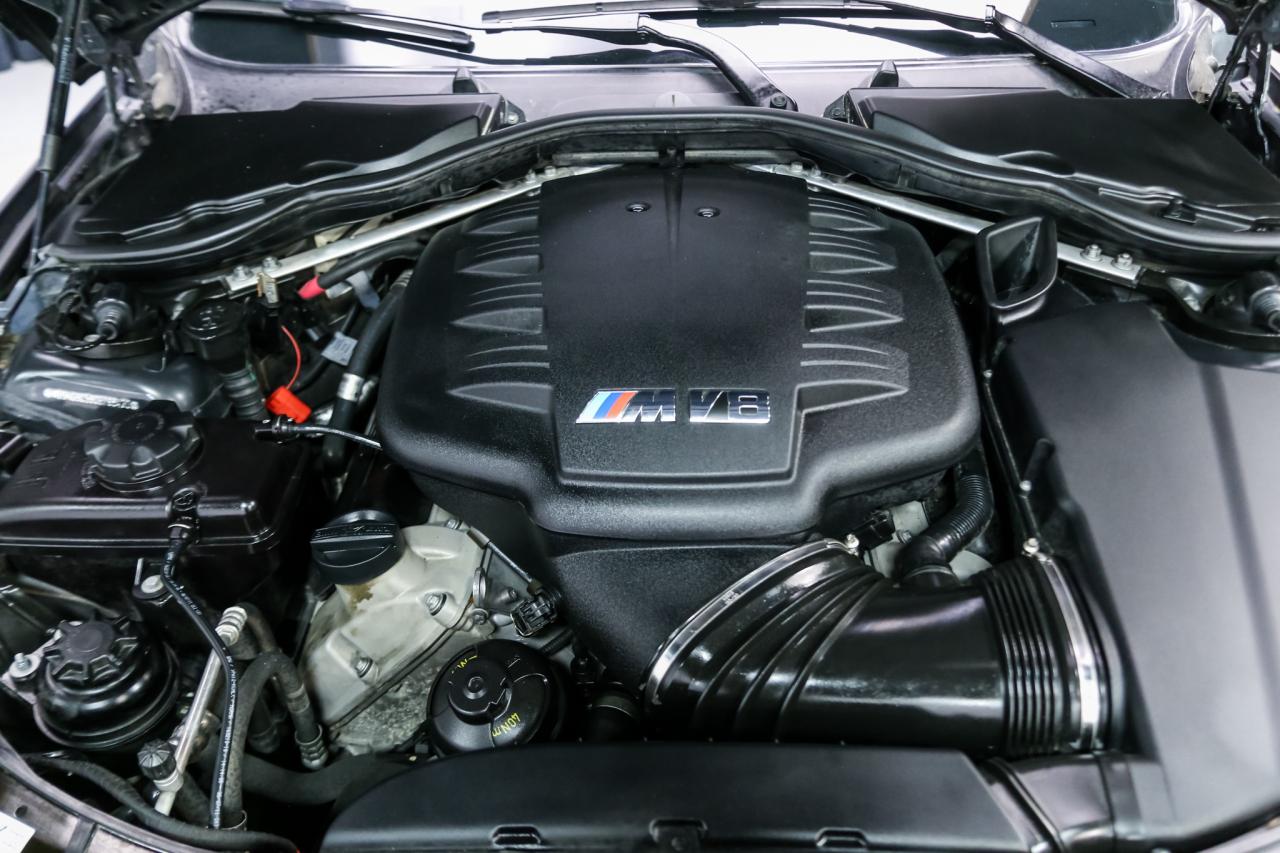 2012 BMW M3 COMPETITION PKG V8 414HP  CARBONROOF NAV FROZENBLK Photo