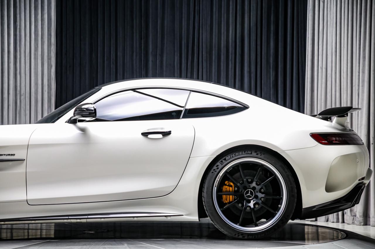 2020 Mercedes-Benz AMG GT AMG GT R COUPE 577HP CARBONCERAMICS CARBONEXT/INT Photo