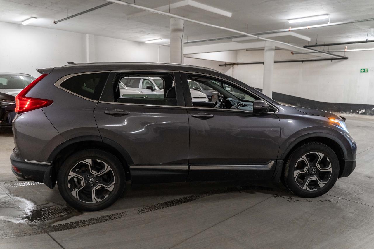 2018 Honda CR-V Touring Pkg Safety Certified Welcome Trades Photo4