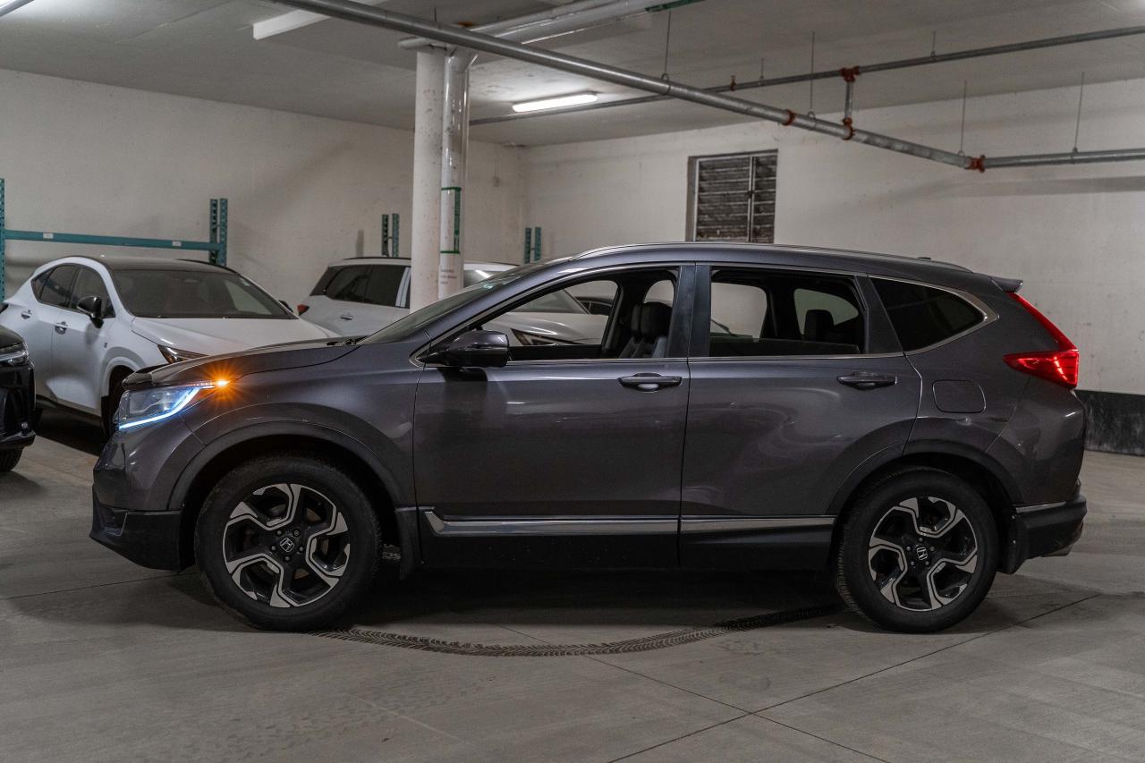 2018 Honda CR-V Touring Pkg Safety Certified Welcome Trades Photo2