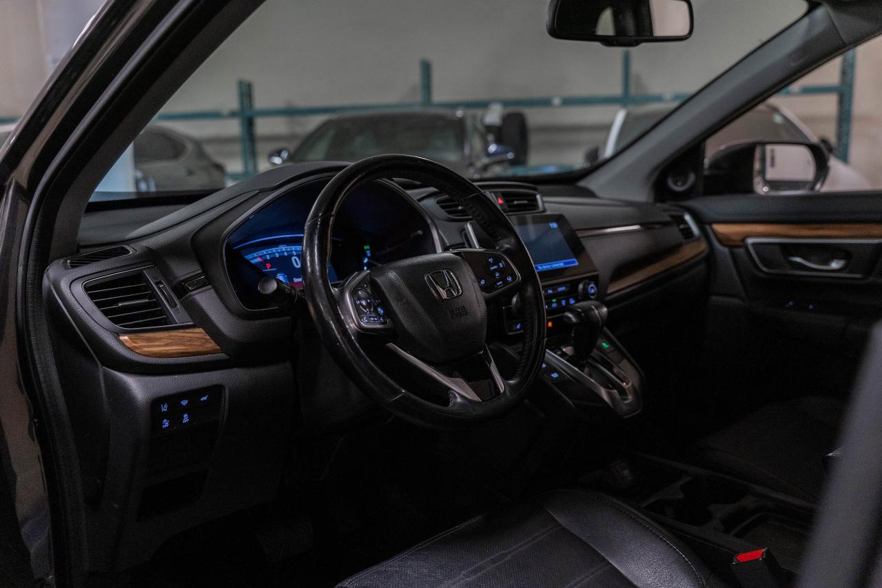 2018 Honda CR-V Touring Pkg Safety Certified Welcome Trades Photo