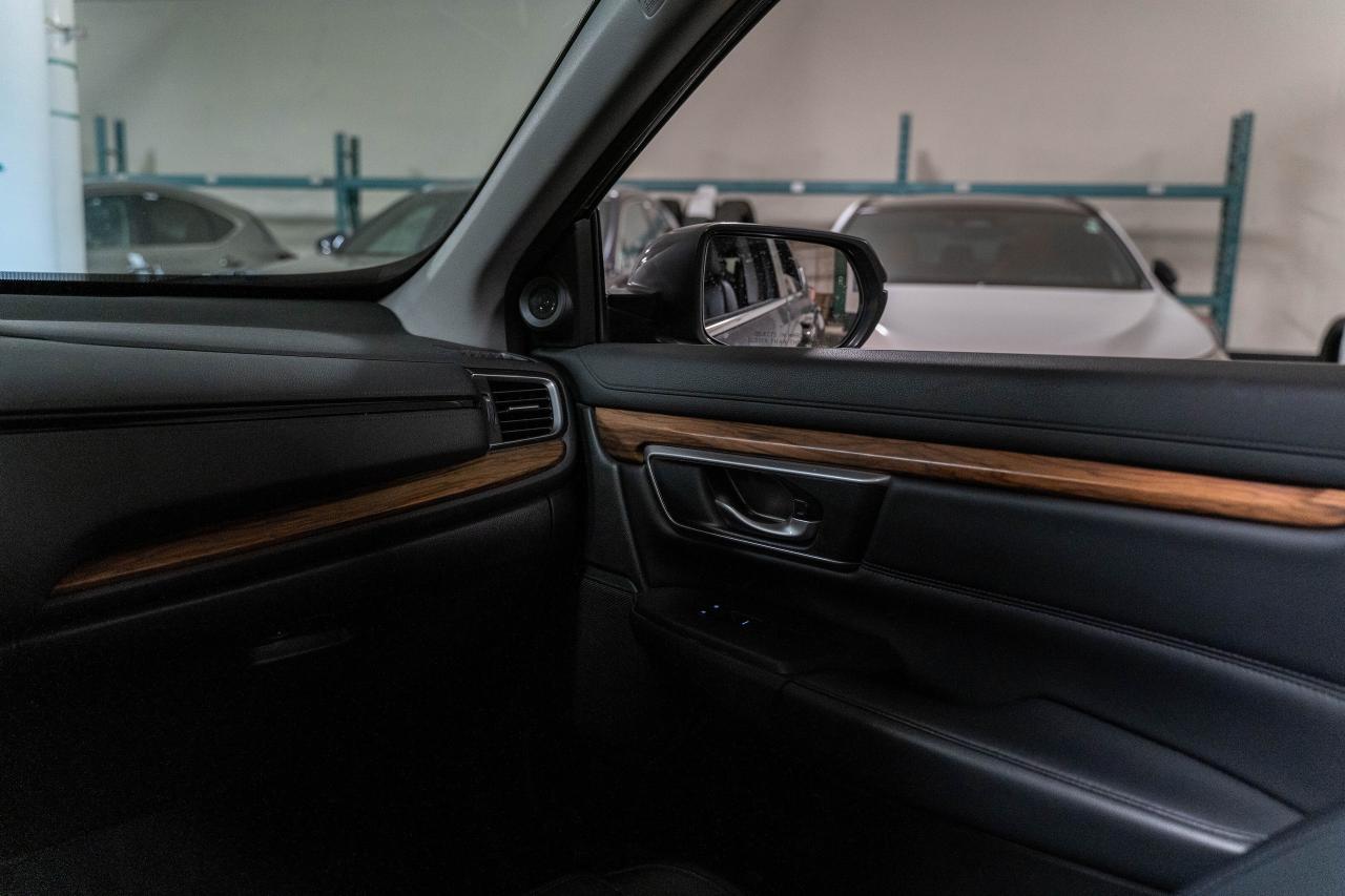 2018 Honda CR-V Touring Pkg Safety Certified Welcome Trades Photo