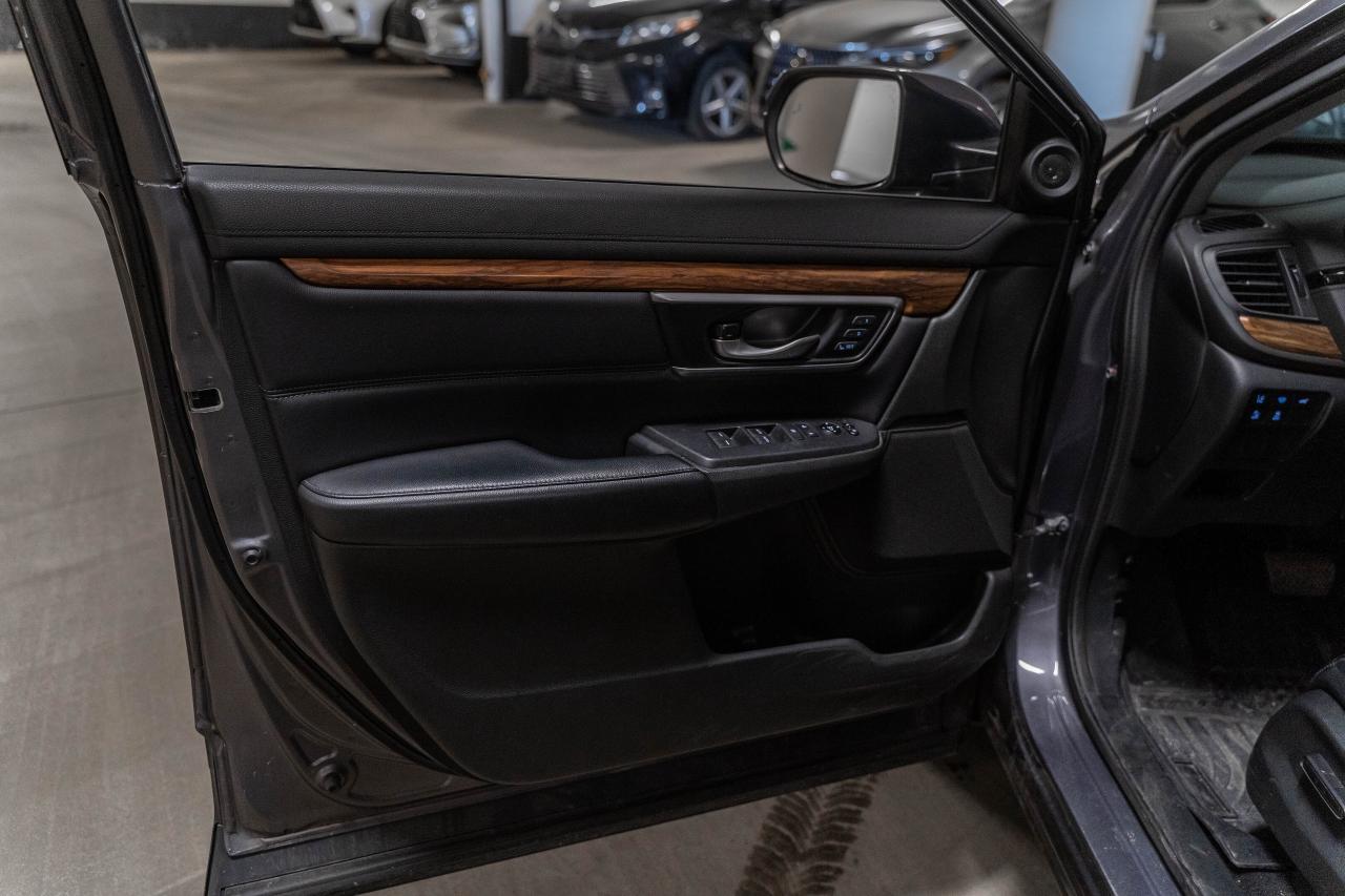 2018 Honda CR-V Touring Pkg Safety Certified Welcome Trades Photo