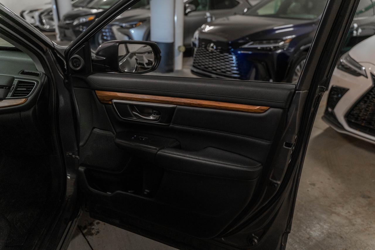 2018 Honda CR-V Touring Pkg Safety Certified Welcome Trades Photo