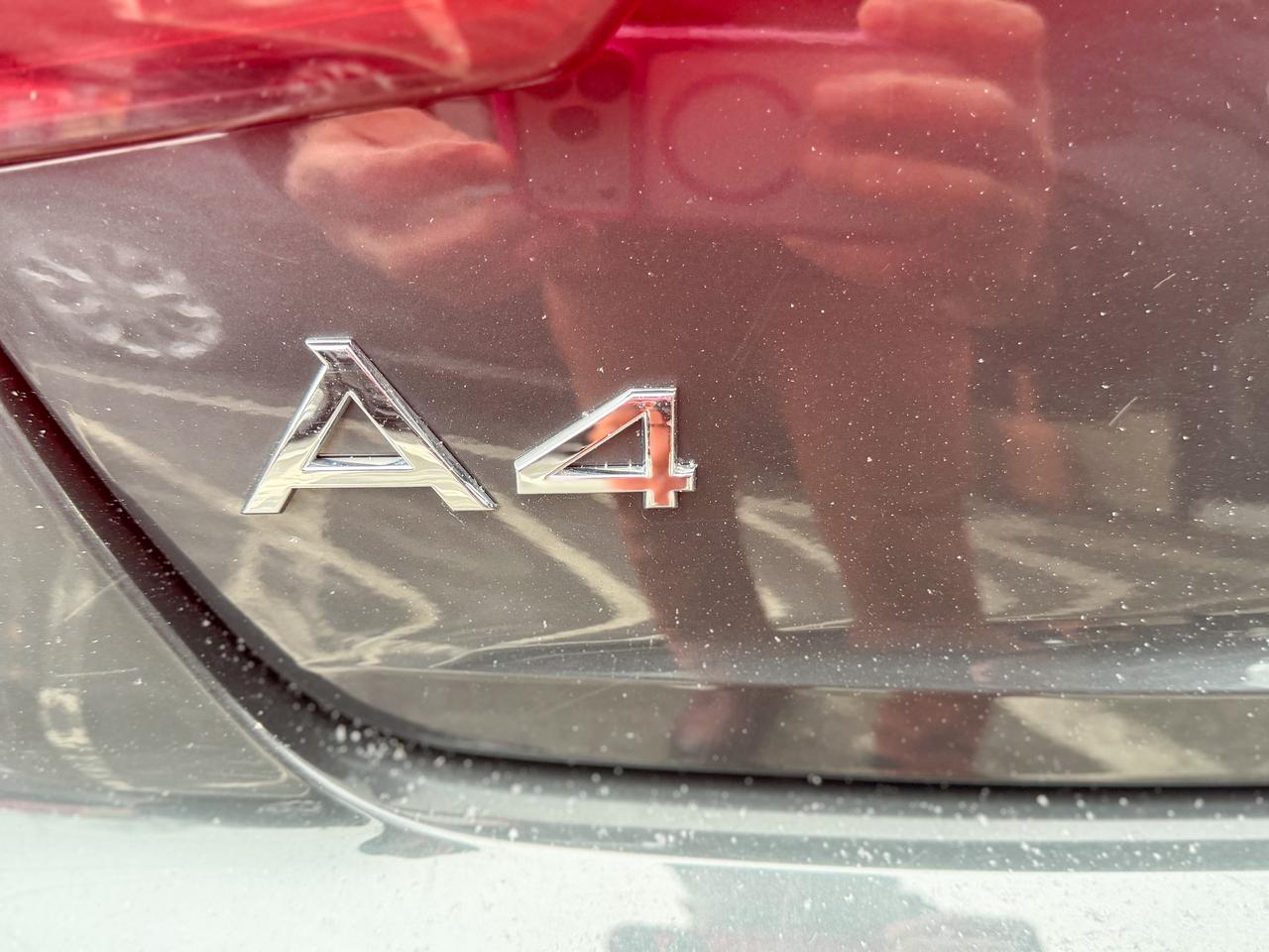 2023 Audi A4 Komfort/quattro/LOW KM/BSM/ROOF/CAMERA/NO ACCIDENT Photo