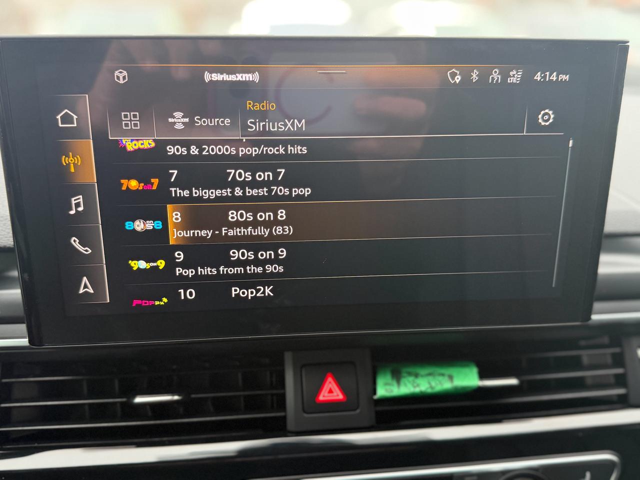 2023 Audi A4 Komfort/quattro/LOW KM/BSM/ROOF/CAMERA/NO ACCIDENT Photo