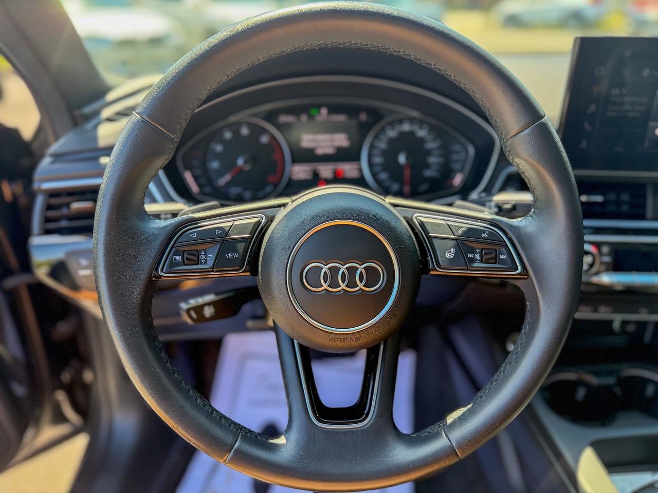 2023 Audi A4 Komfort/quattro/LOW KM/BSM/ROOF/CAMERA/NO ACCIDENT Photo
