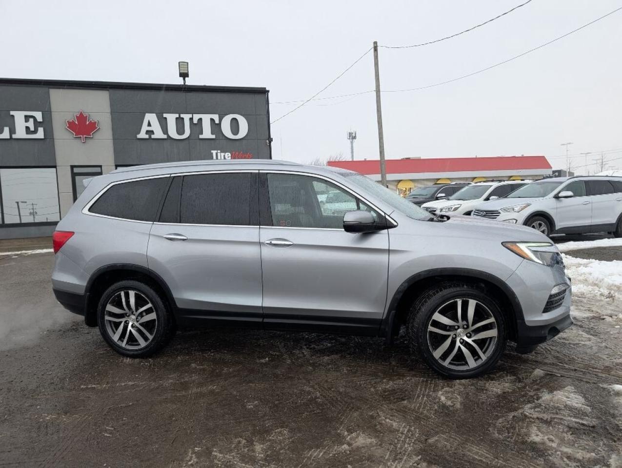 2017 Honda Pilot Touring Photo