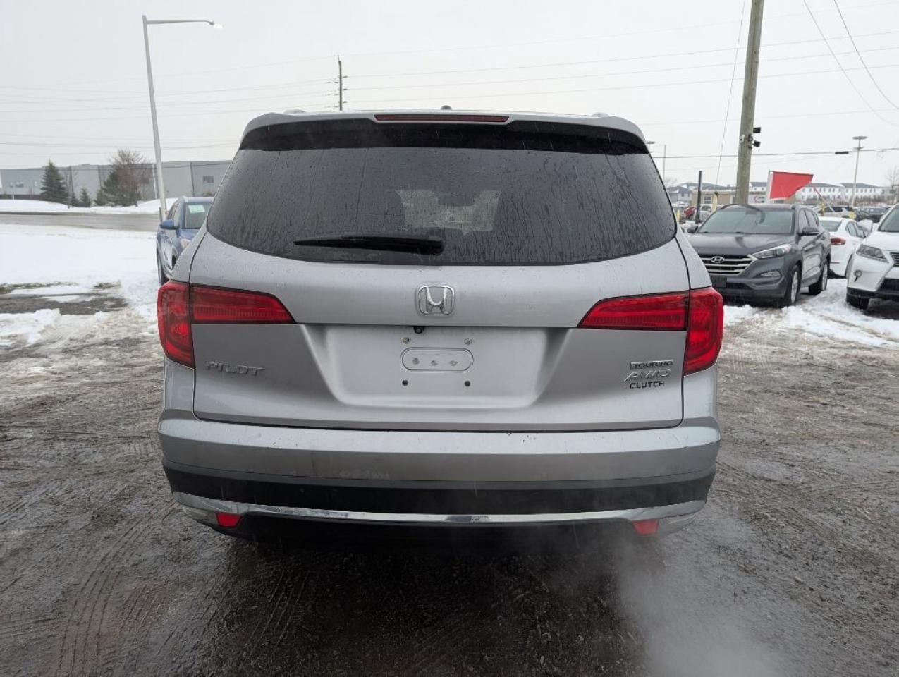 2017 Honda Pilot Touring Photo