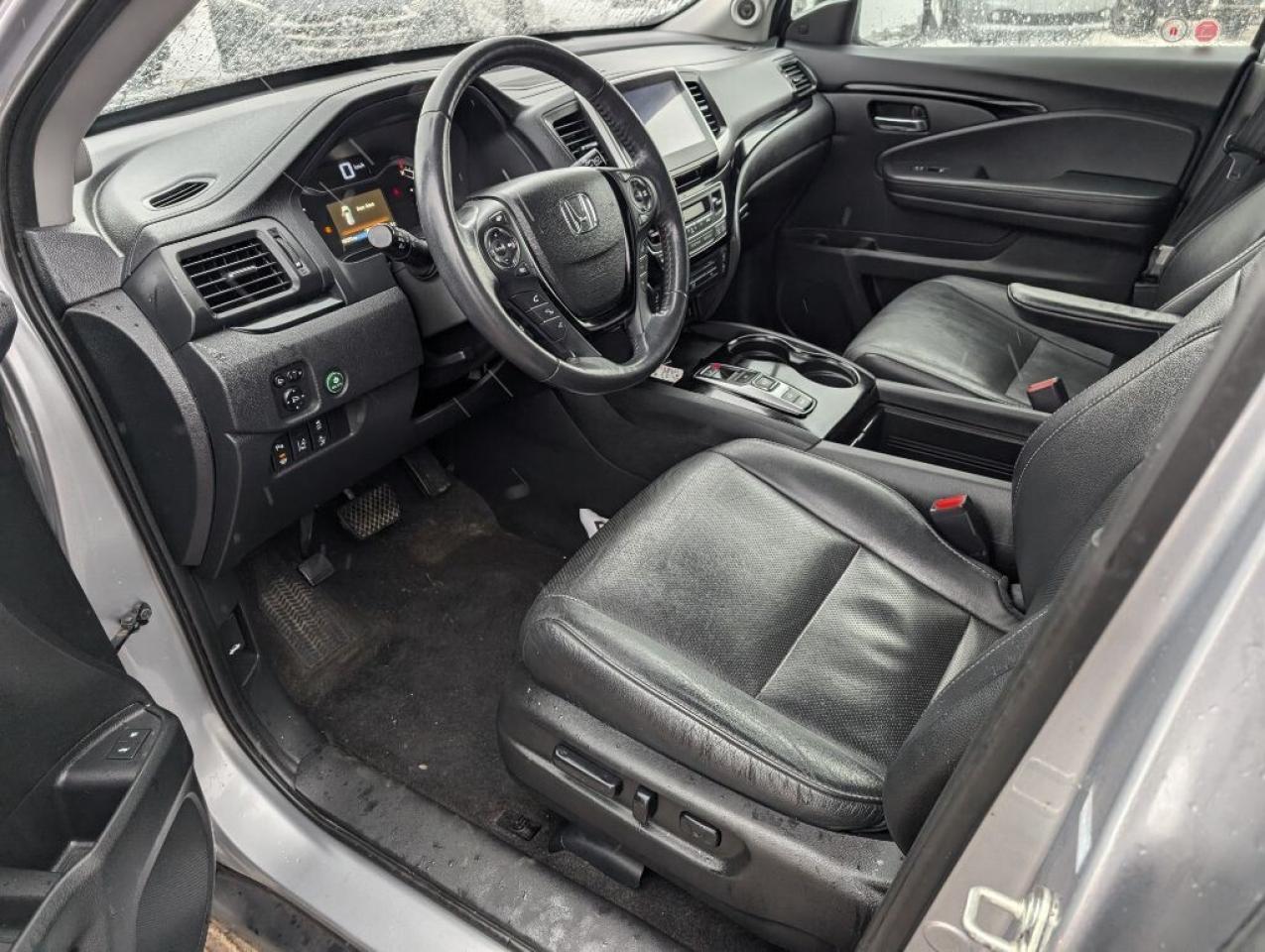 2017 Honda Pilot Touring Photo