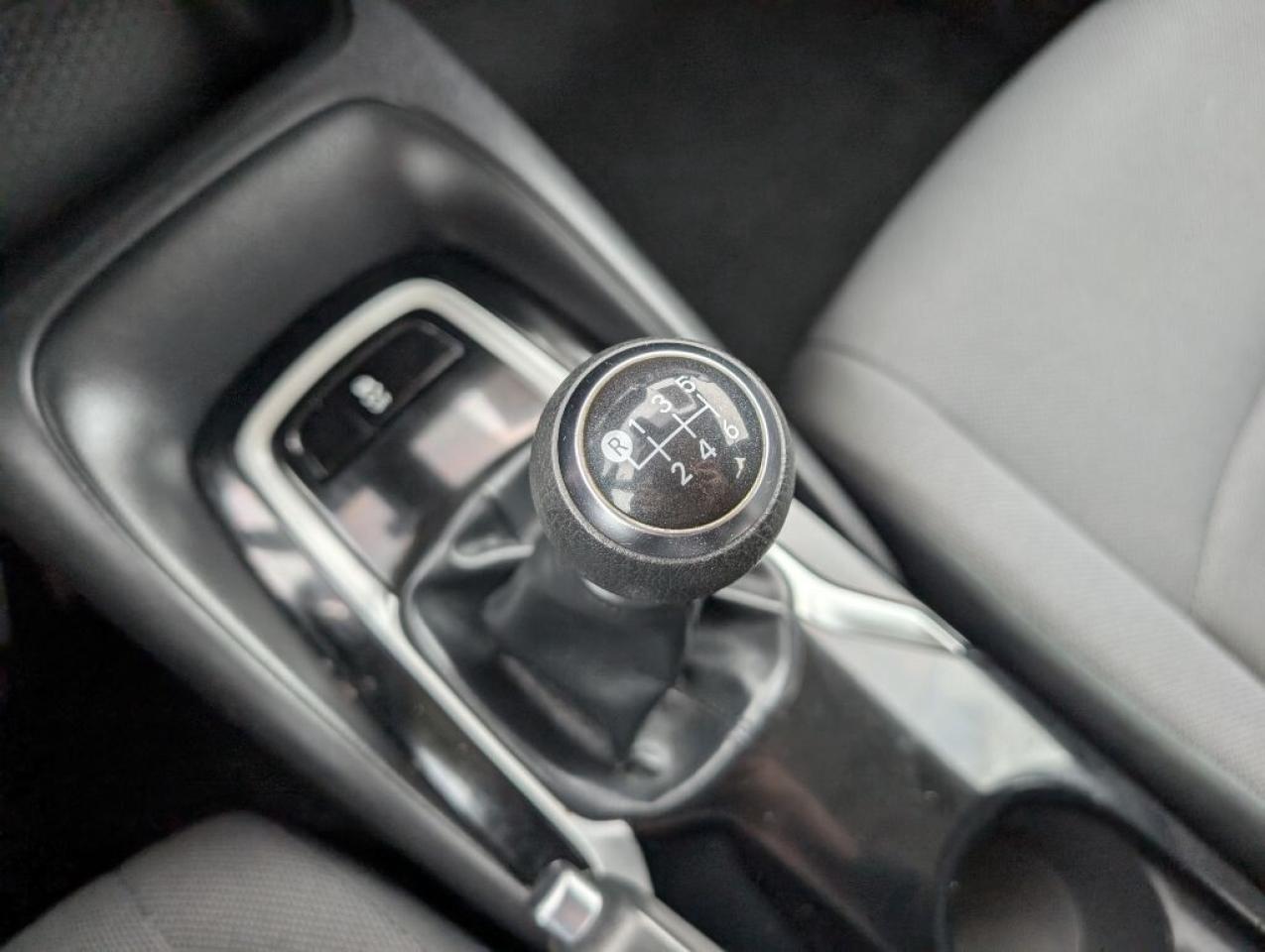 2021 Toyota Corolla MANUAL  CAMERA   LANE ASSIST Photo