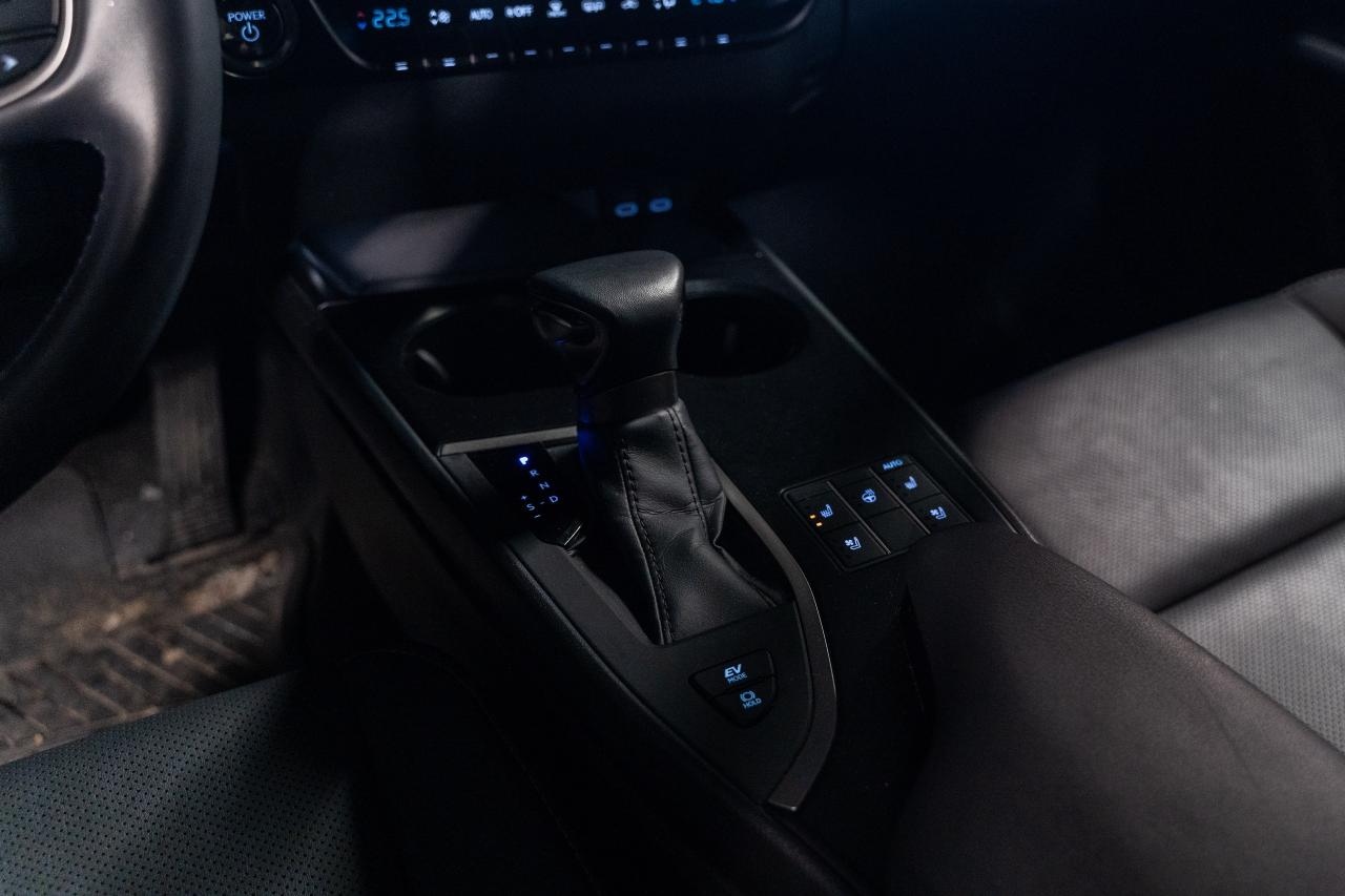 2024 Lexus UX Premium Pkg Safety Certified Welcome Trades Photo