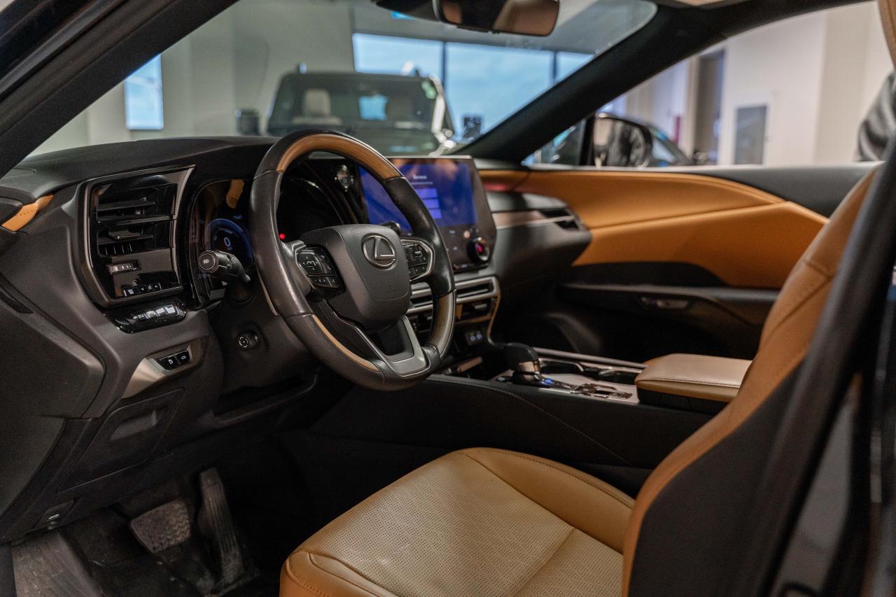 2024 Lexus RX Luxury Pkg Fuel Sipper Welcome Trades Photo