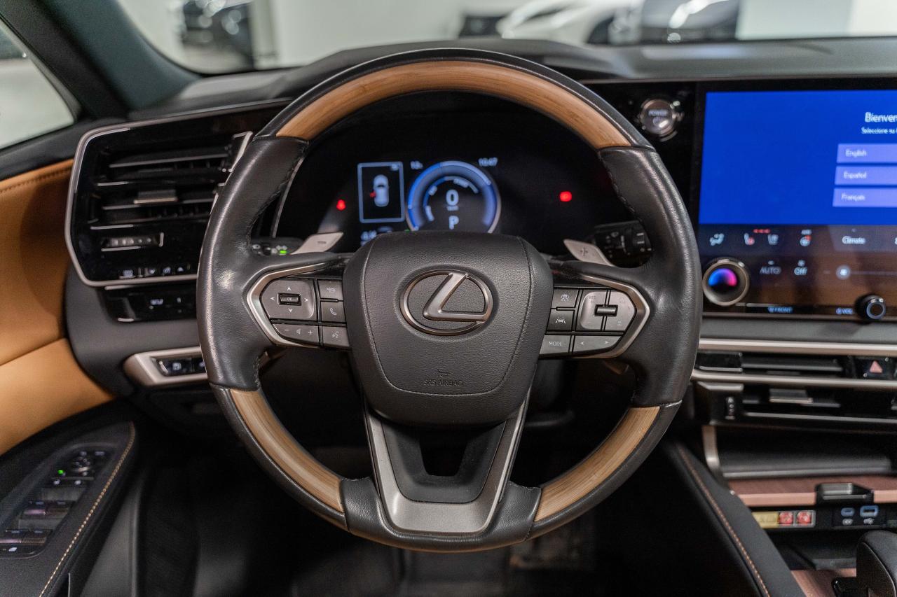 2024 Lexus RX Luxury Pkg Fuel Sipper Welcome Trades Photo