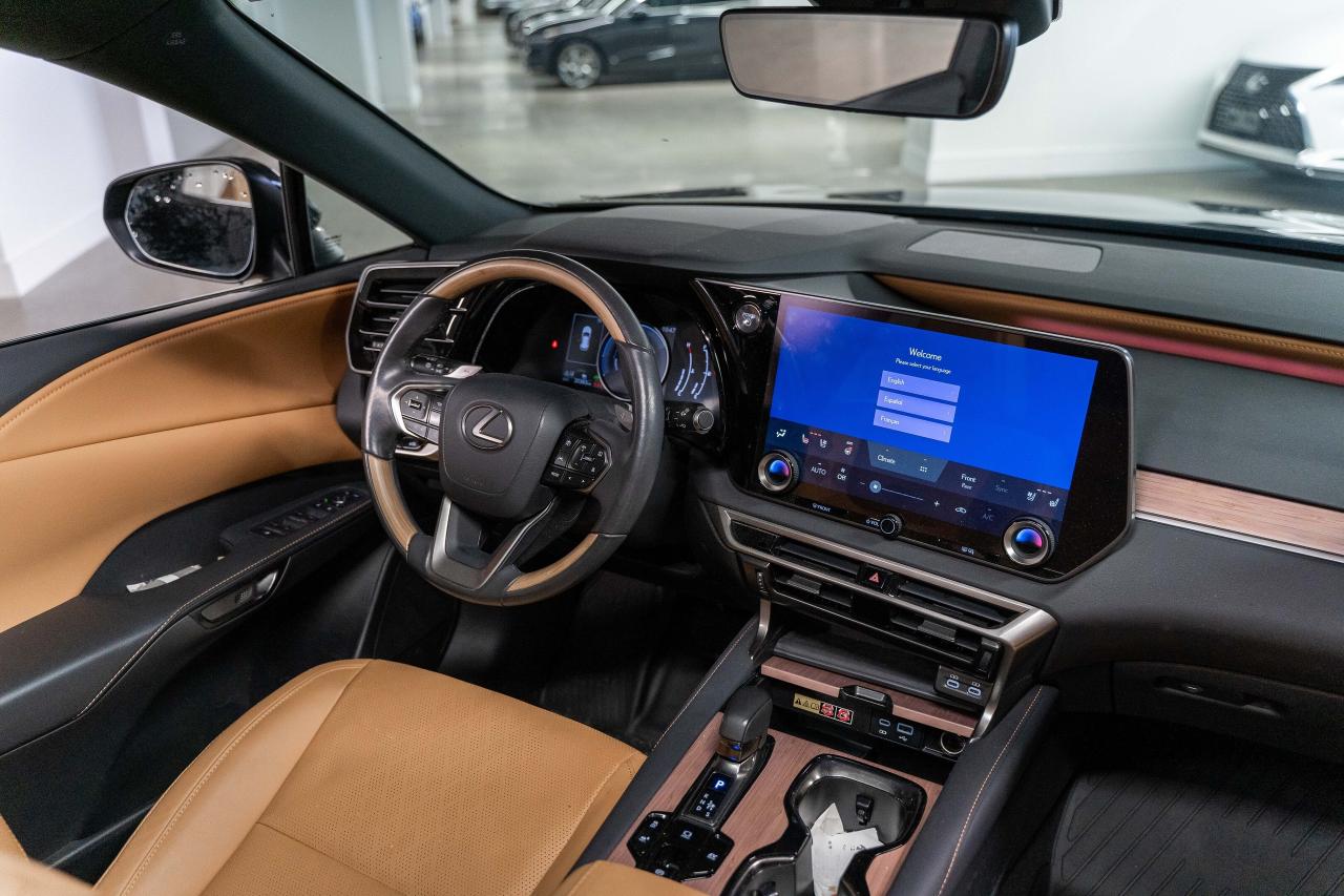 2024 Lexus RX Luxury Pkg Fuel Sipper Welcome Trades Photo