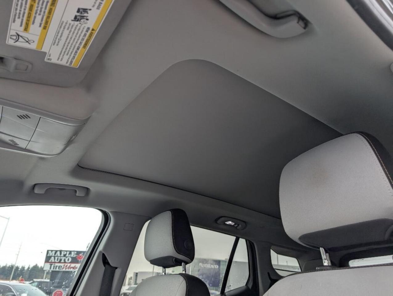 2019 GMC Terrain SLE AWD   PANOROOF   CAMERA   HTD SEATS Photo