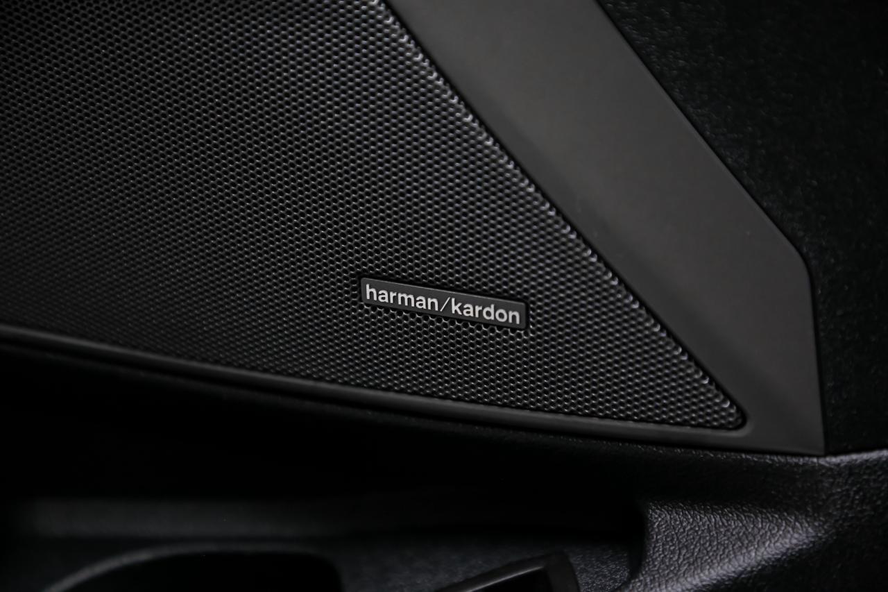 2020 BMW 3 Series M340I xDrive 382HP RARESPEC INDV.PAINT BLUE.INT Photo