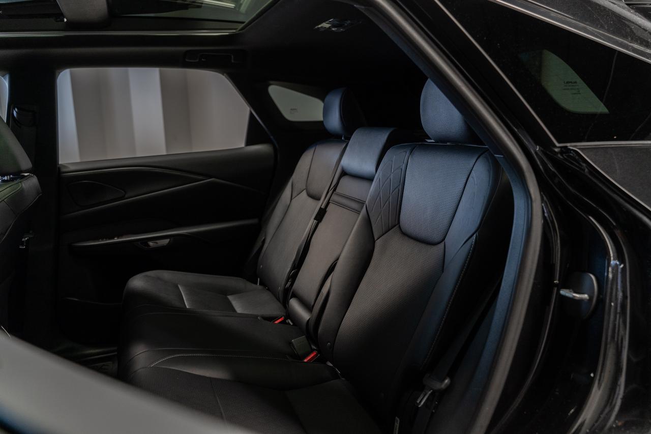 2023 Lexus RX Luxury Pkg Safety Certified Welcome Trades Photo