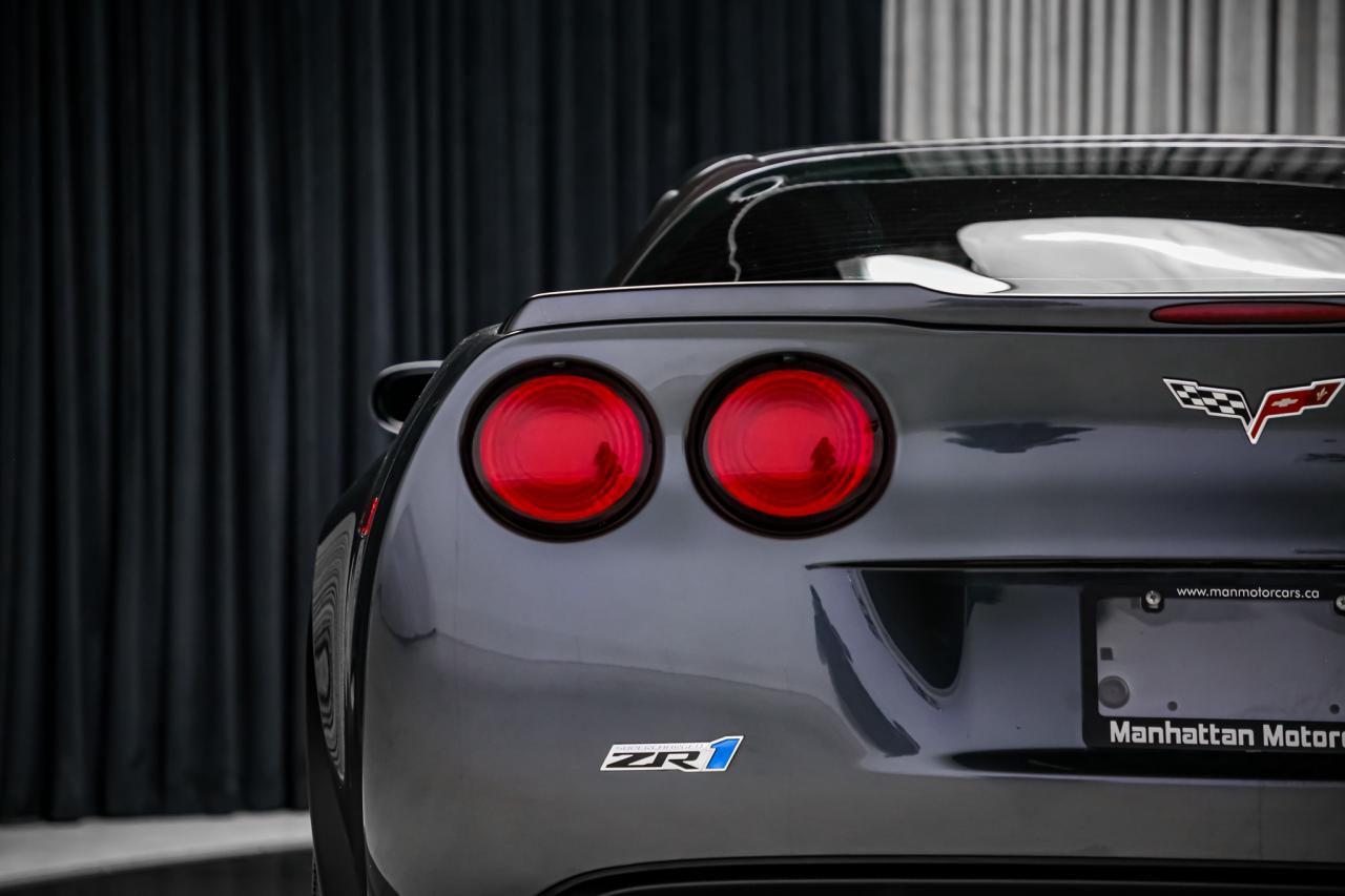 2011 Chevrolet Corvette ZR1 w/3ZR 638HP  CARBONCERAMIC FULLPPF LOWKM HUD Photo