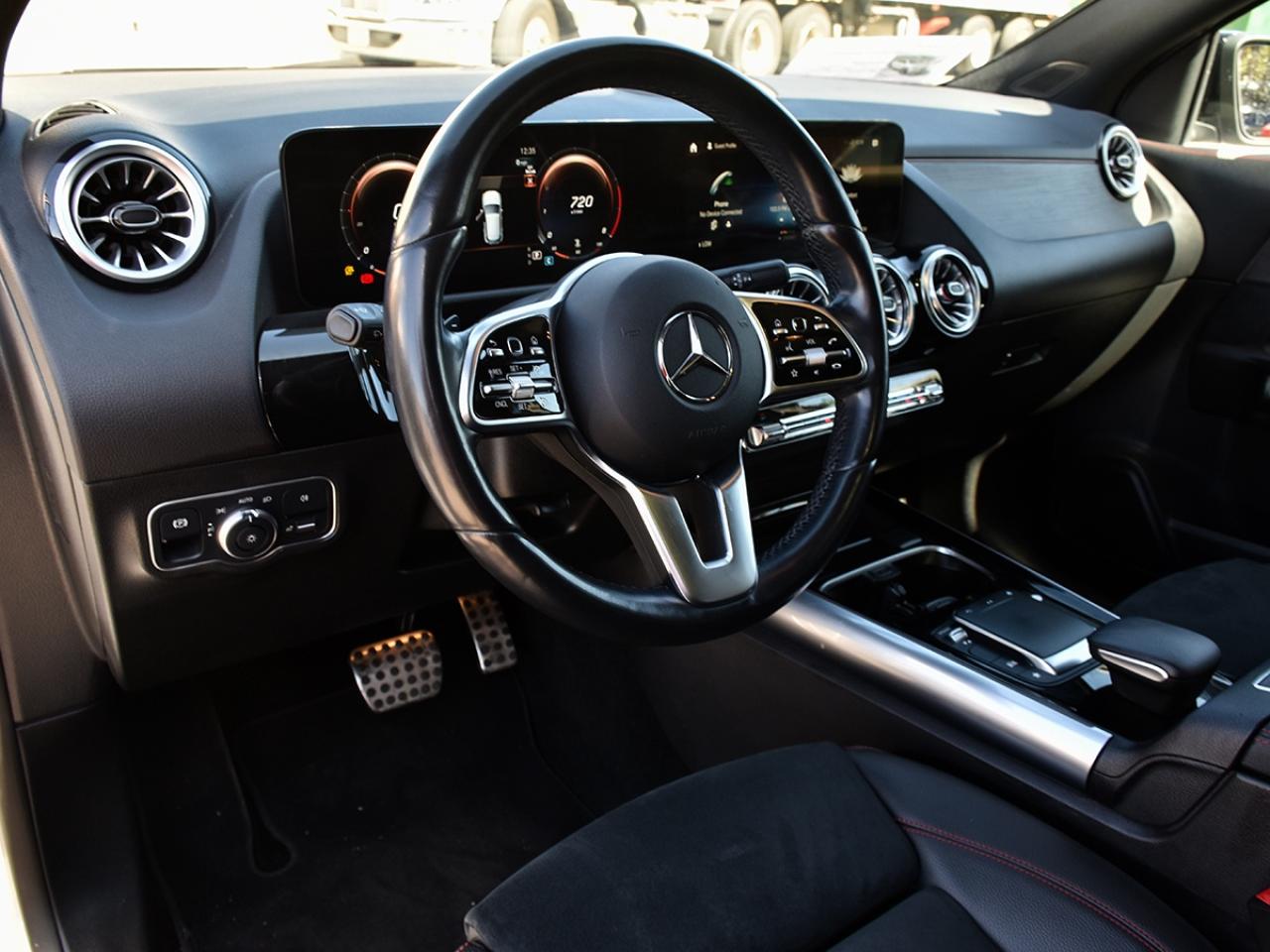 2023 Mercedes-Benz GLA GLA250*AMG*2.0*BSM*LDW*ACC*PanoRoof*MBWarranty Photo