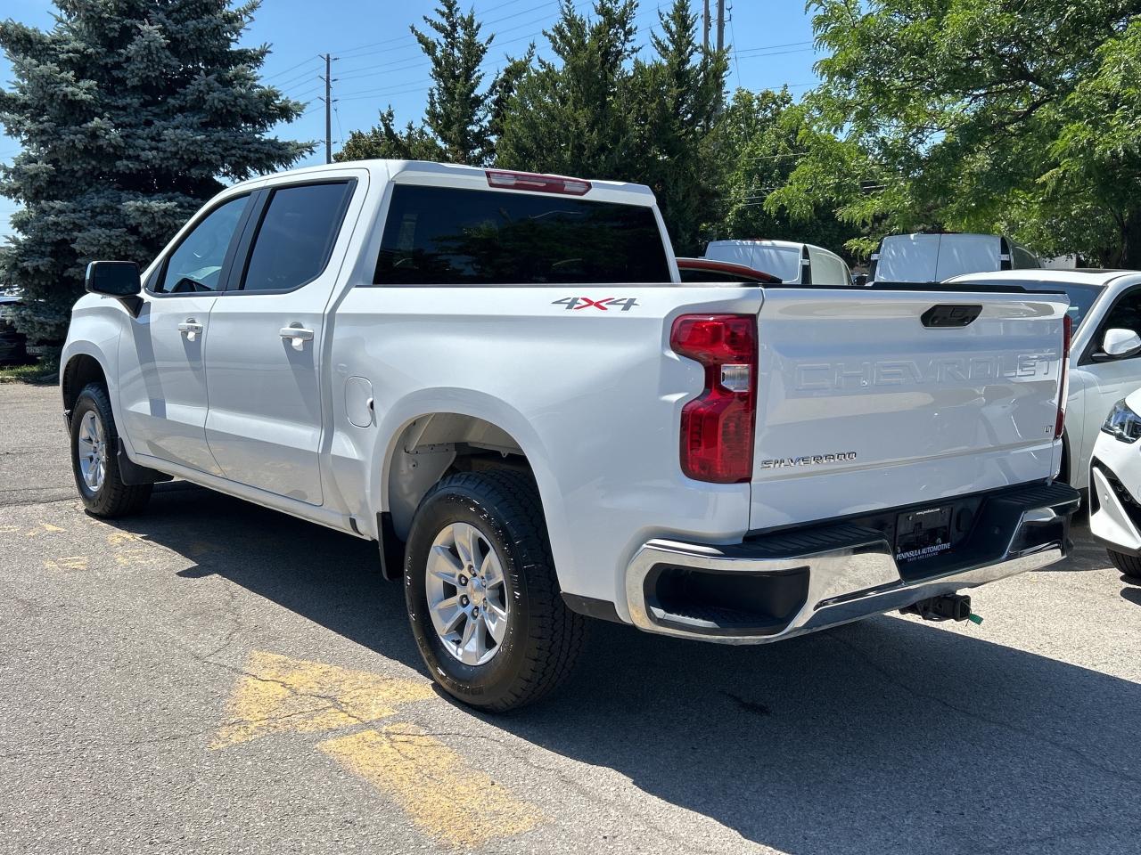 2025 Chevrolet Silverado 1500 4WD CREW CAB, 5.3LV8, NAVI, CARPLAY, ANDROID AUTO Photo