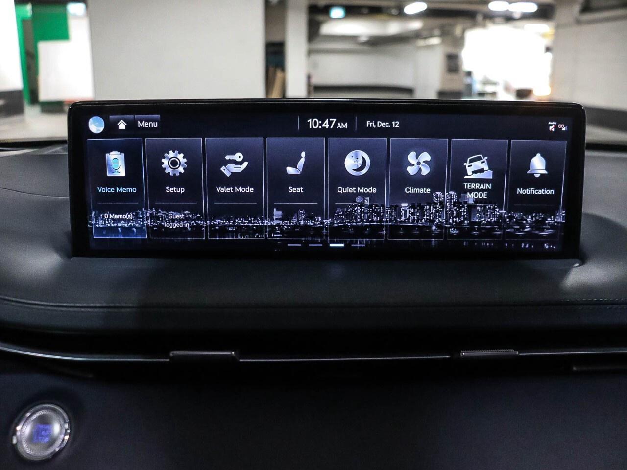 2024 Genesis GV70 3.5T Sport Plus w/LSD Photo