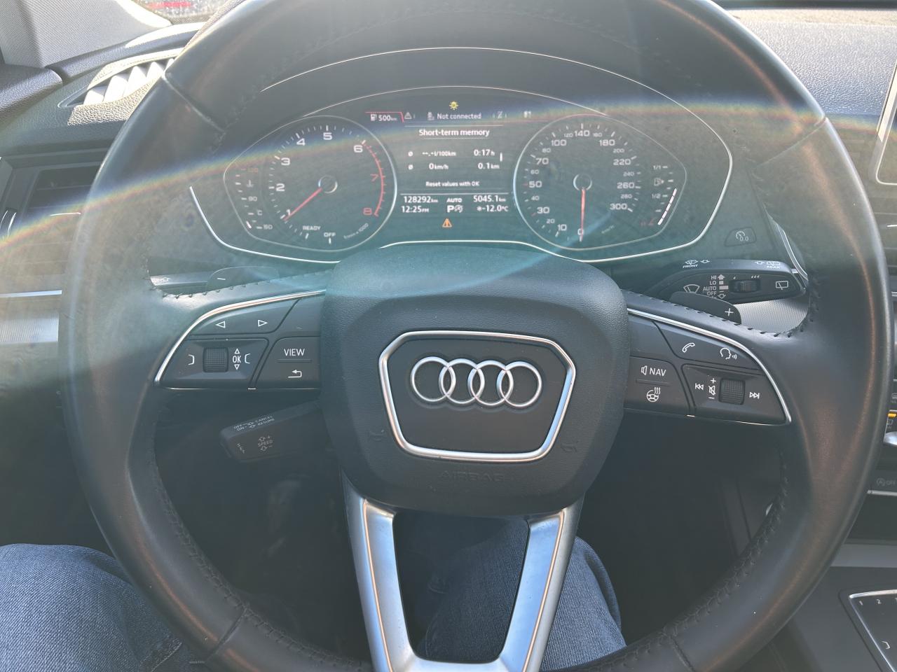 2018 Audi Q5 Premium Plus Photo