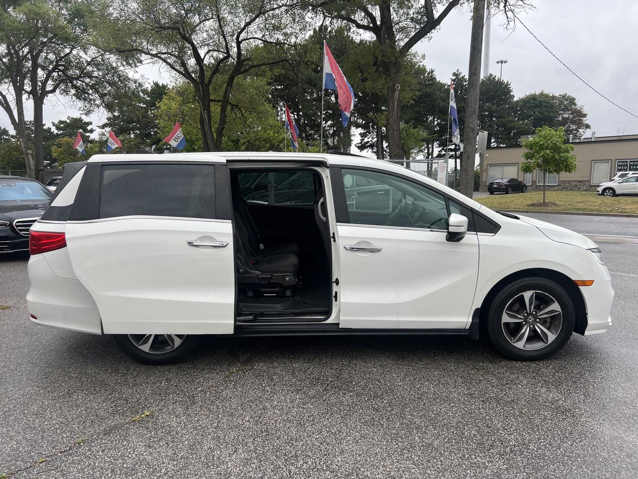 2018 Honda Odyssey EX l V6 l 3.5 l 7 Passanger l Carplay l Honda Vac Photo