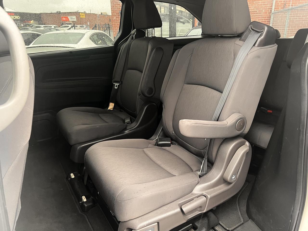 2018 Honda Odyssey EX l V6 l 3.5 l 7 Passanger l Carplay l Honda Vac Photo