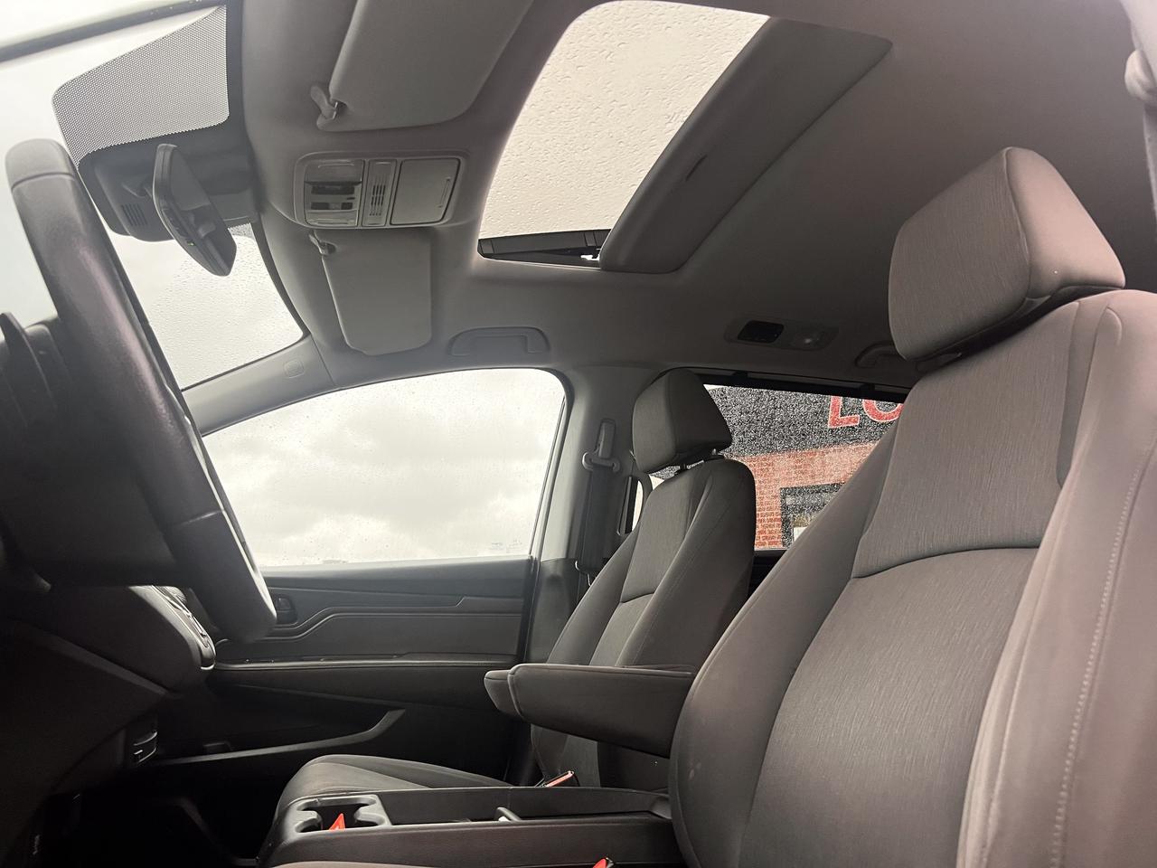 2018 Honda Odyssey EX l V6 l 3.5 l 7 Passanger l Carplay l Honda Vac Photo