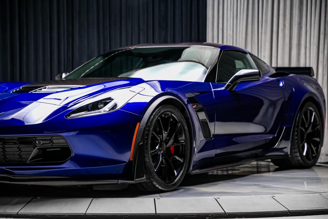 2017 Chevrolet Corvette Z06 2LZ MANUAL 650HP NOACCDNT CARBONEXT COMP.SEATS Photo