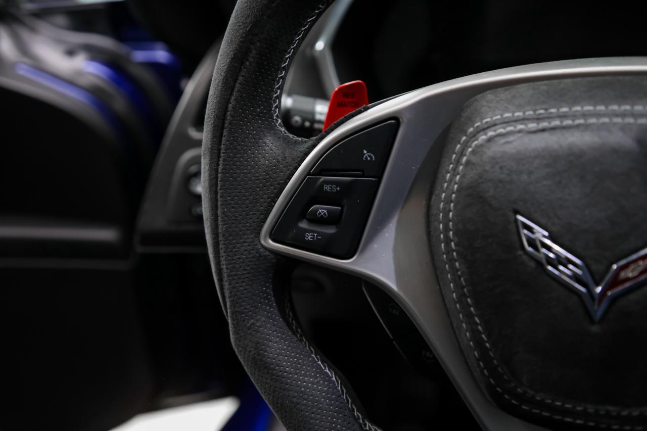 2017 Chevrolet Corvette Z06 2LZ MANUAL 650HP NOACCDNT CARBONEXT COMP.SEATS Photo