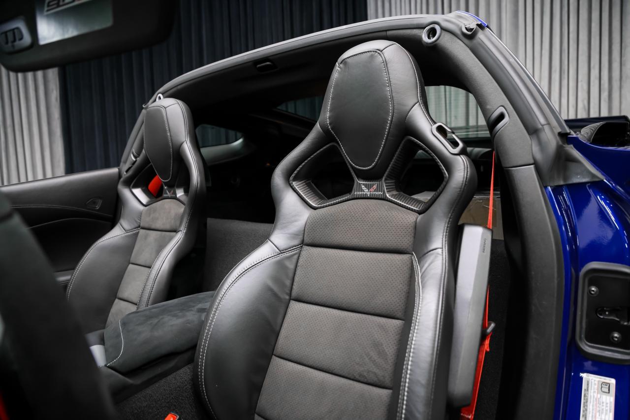 2017 Chevrolet Corvette Z06 2LZ MANUAL 650HP NOACCDNT CARBONEXT COMP.SEATS Photo