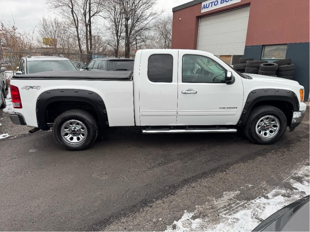 2010 GMC Sierra 1500 LT Photo