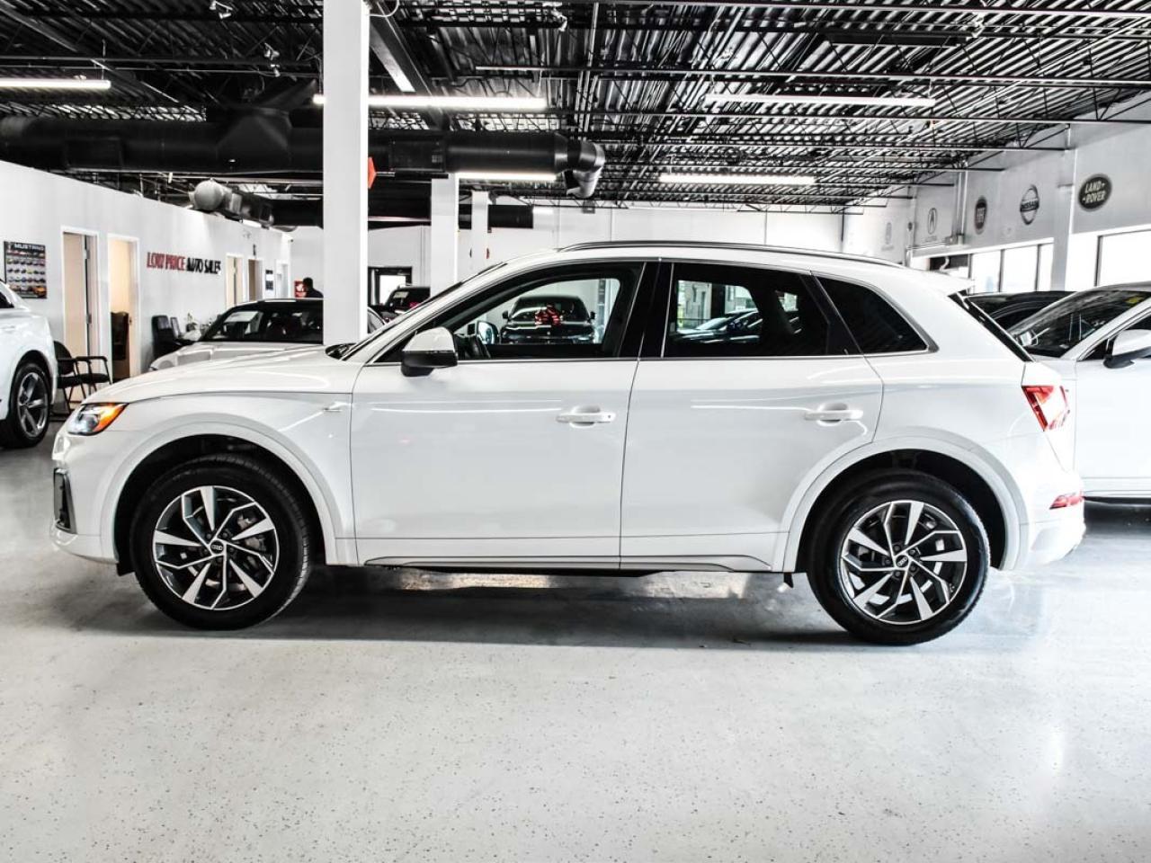 2022 Audi Q5 Progressiv l 45 TFSI l S Line l Quattro l 4Cyl l Photo