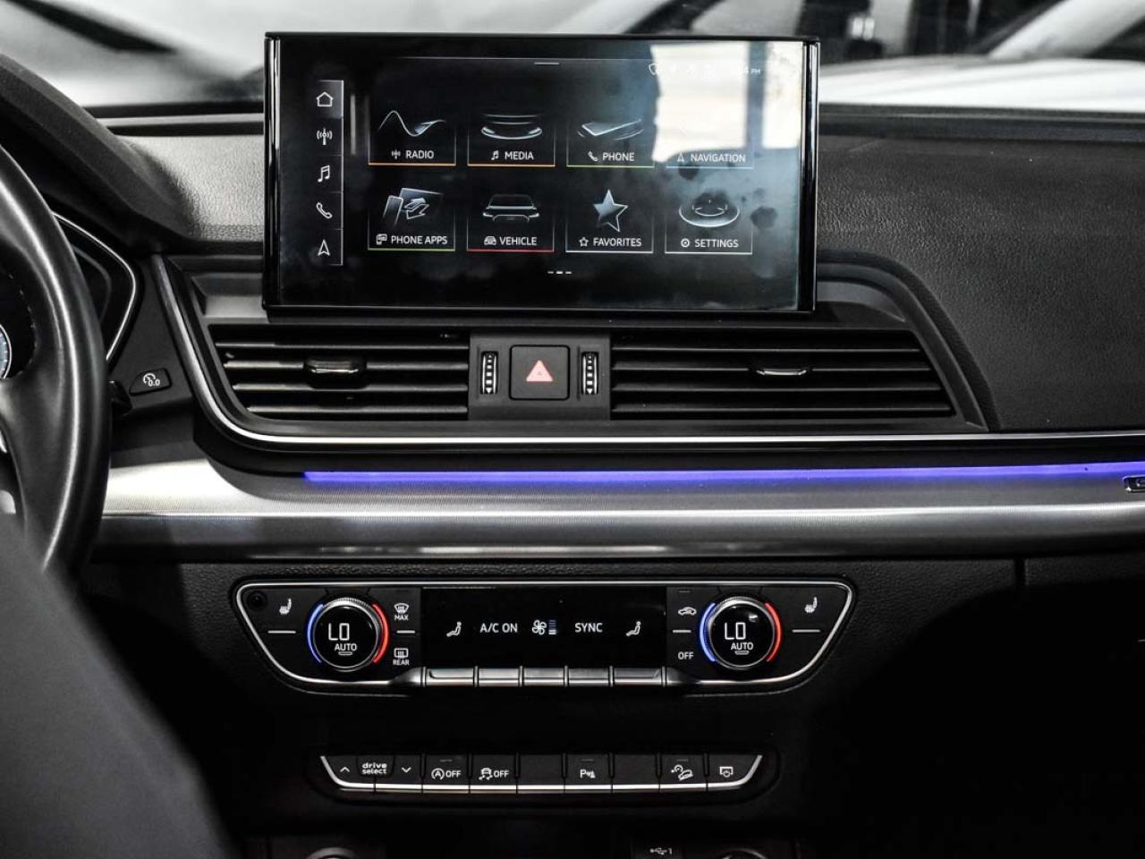 2022 Audi Q5 Progressiv l 45 TFSI l S Line l Quattro l 4Cyl l Photo