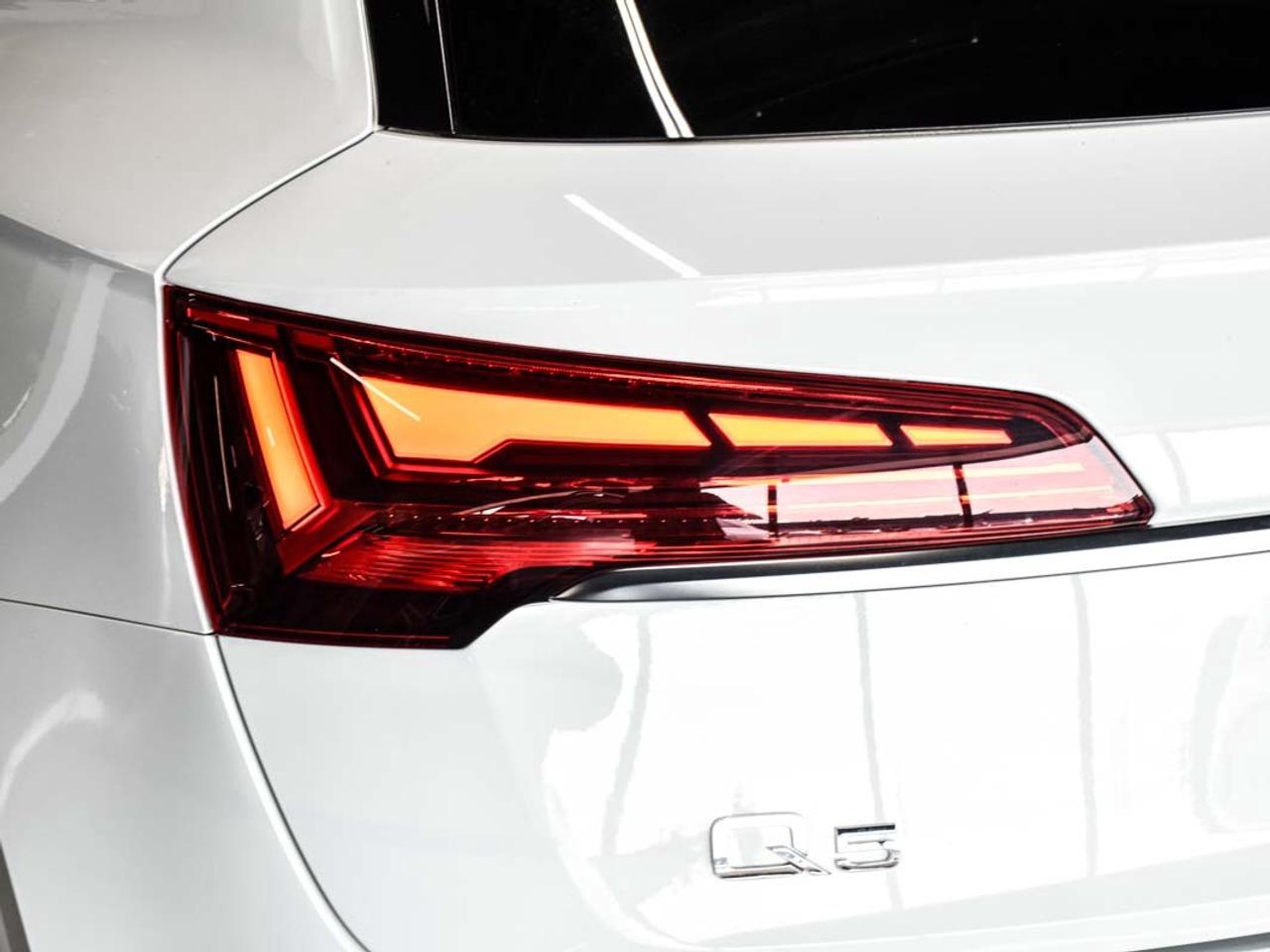 2022 Audi Q5 Progressiv l 45 TFSI l S Line l Quattro l 4Cyl l Photo