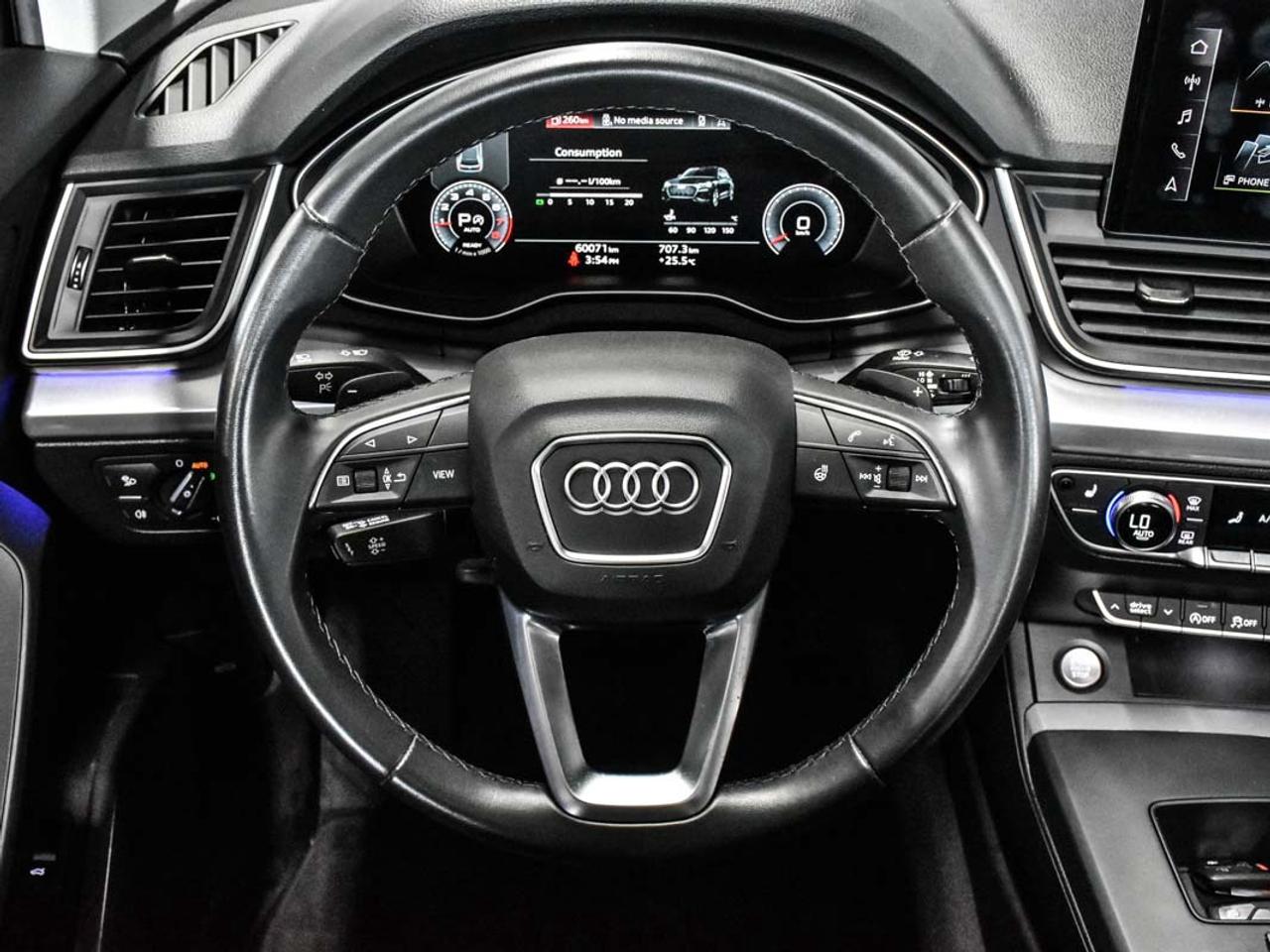 2022 Audi Q5 Progressiv l 45 TFSI l S Line l Quattro l 4Cyl l Photo