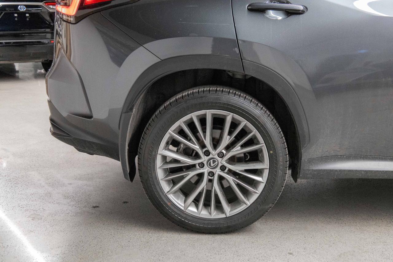2025 Lexus NX 350h Executive Pkg Safety Certified Welcome Trades Photo