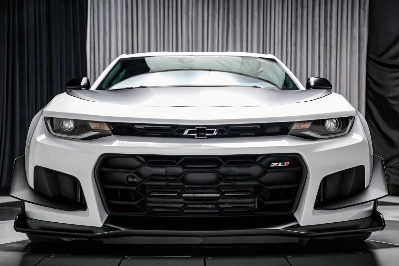 2023 Chevrolet Camaro ZL1 1LE EXTREME TRACK PACK MANUAL 650HP 1OWNER Photo