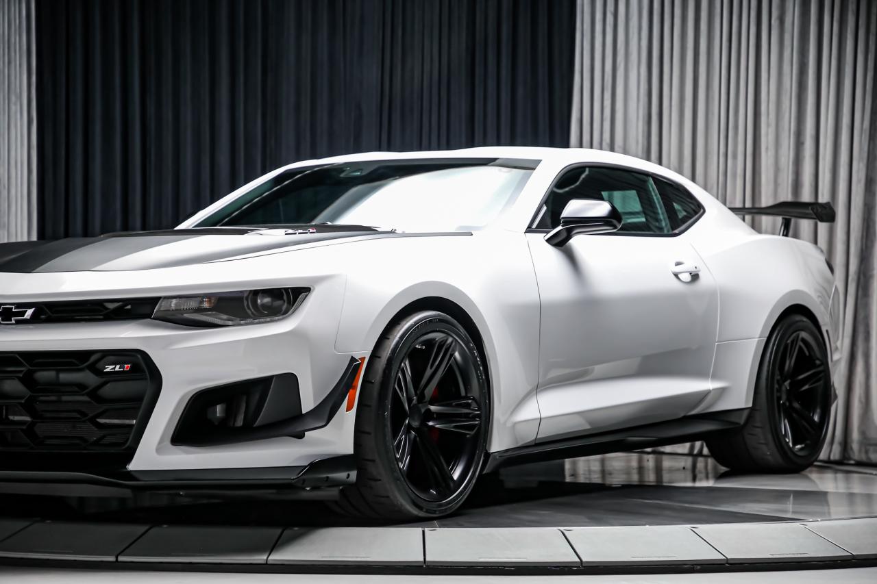 2023 Chevrolet Camaro ZL1 1LE EXTREME TRACK PACK MANUAL 650HP 1OWNER Photo