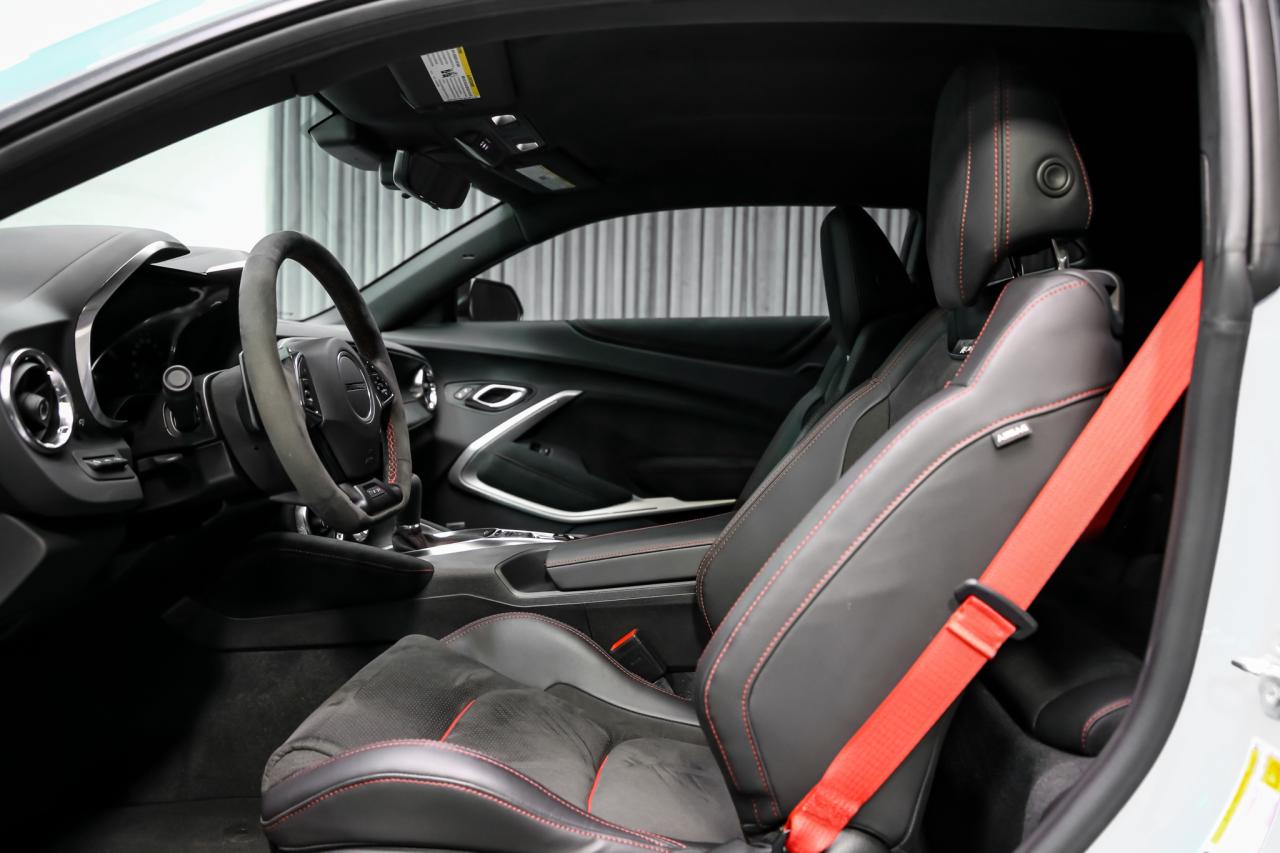 2023 Chevrolet Camaro ZL1 1LE EXTREME TRACK PACK MANUAL 650HP 1OWNER Photo