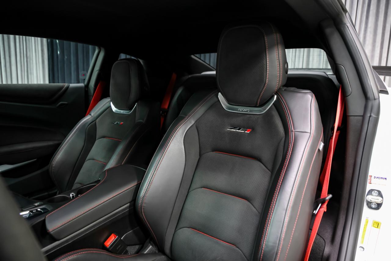 2023 Chevrolet Camaro ZL1 1LE EXTREME TRACK PACK MANUAL 650HP 1OWNER Photo