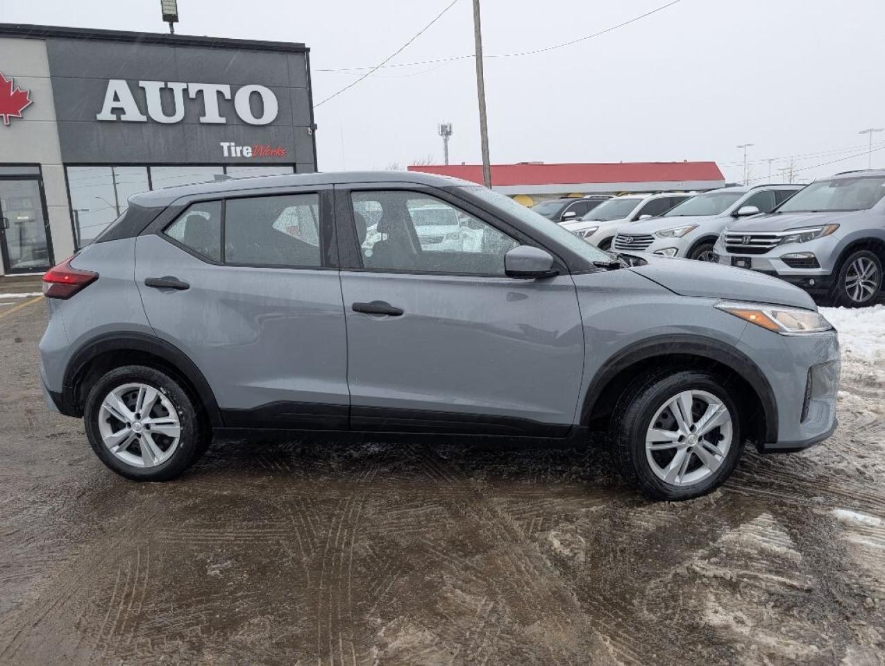 2022 Nissan Kicks S   CAMERA   BLIND SPOT   CARPLAY Photo4