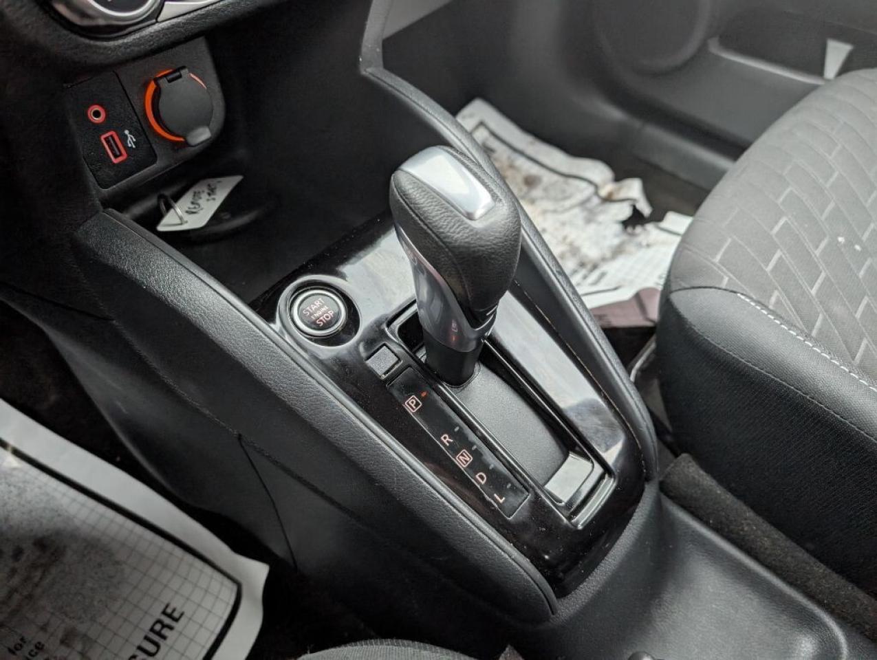 2022 Nissan Kicks S   CAMERA   BLIND SPOT   CARPLAY Photo