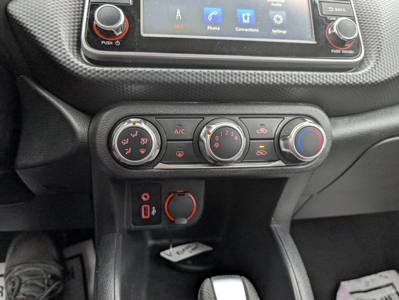 2022 Nissan Kicks S   CAMERA   BLIND SPOT   CARPLAY Photo