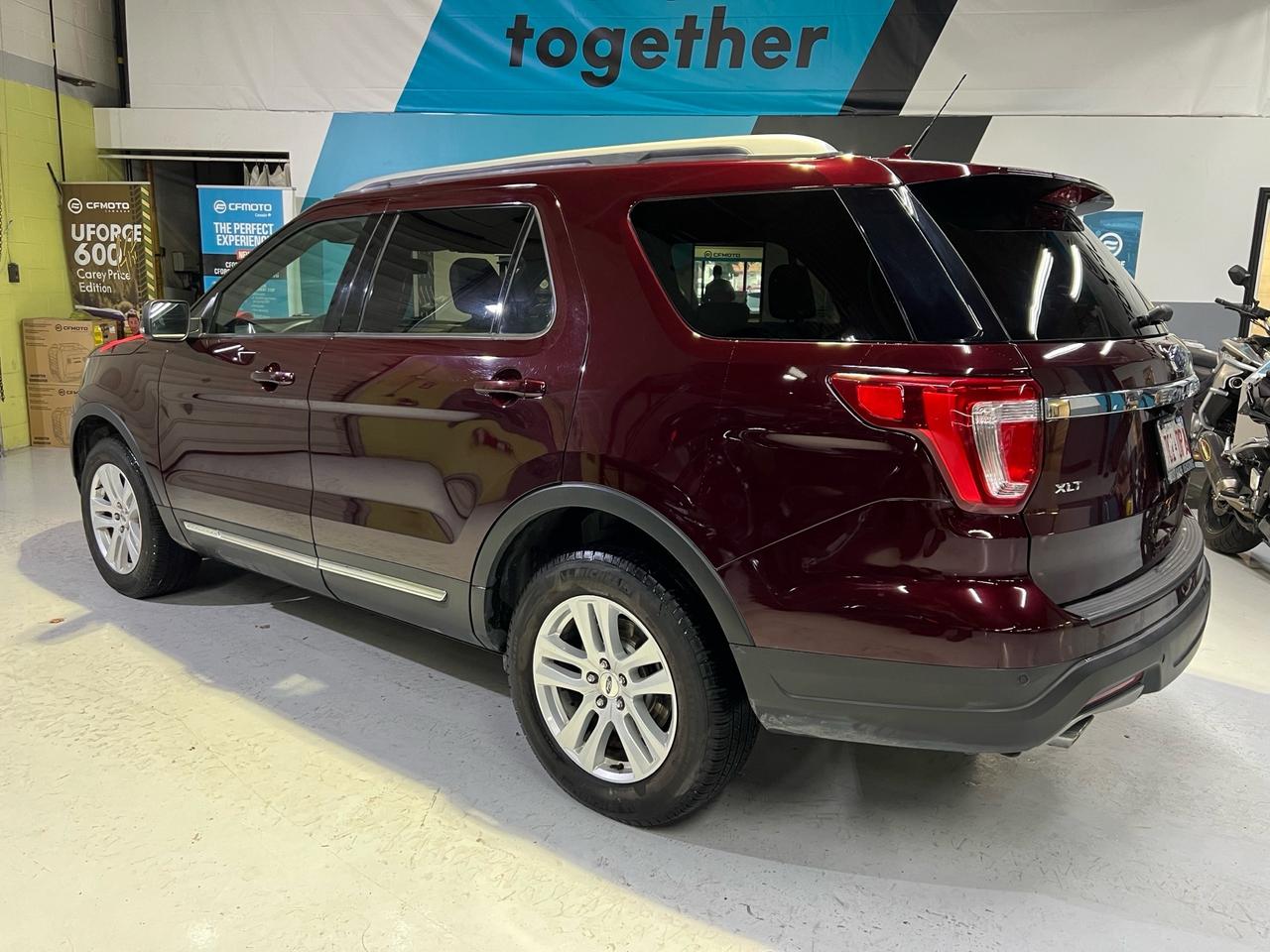 2019 Ford Explorer XLT 4WD   LEATHER   CAMERA Photo