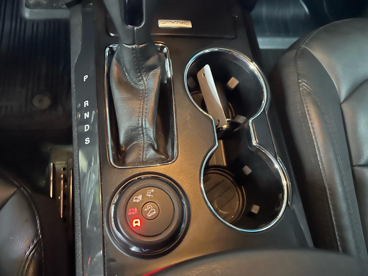 2019 Ford Explorer XLT 4WD   LEATHER   CAMERA Photo