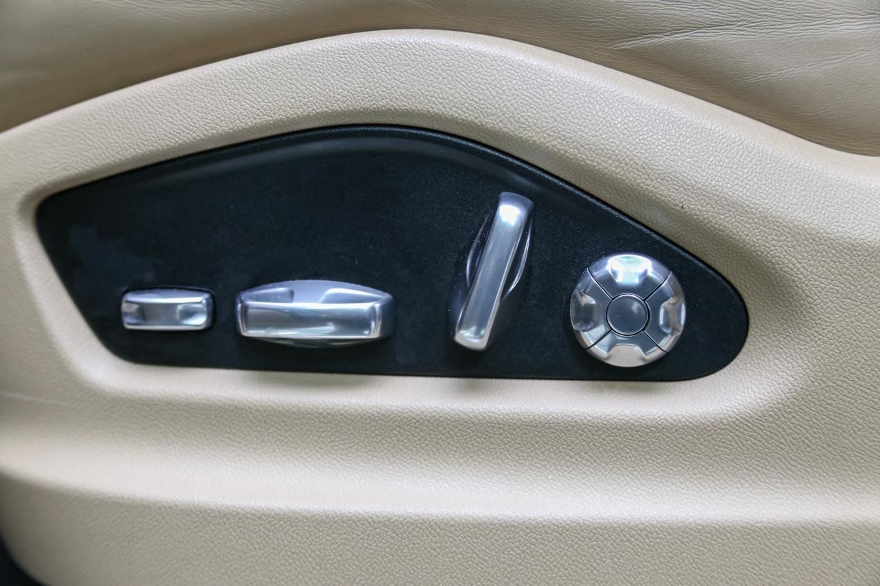 2019 Porsche Cayenne TURBO  HIGHLYOPTIONED NOACCIDENTS SERVICERECORDS Photo